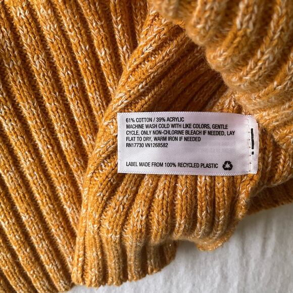 Universal Thread Women Long Sleeve Scoop Neck Knit Sweater size S,Mustard Yellow - Picture 6 of 7